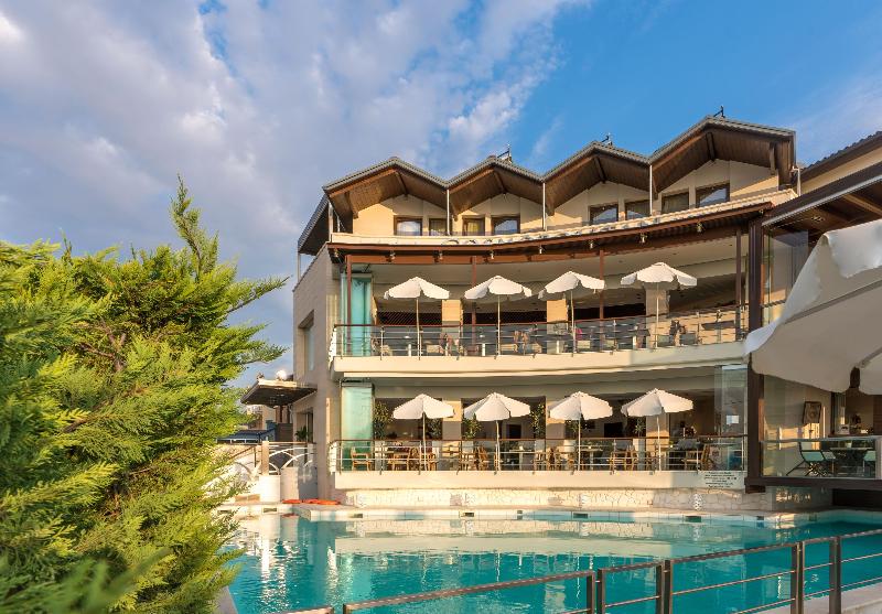 Cosmopolitan Hotel — hotel in Paralia