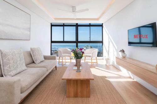 Sea View SmartTV Promenade Free Parking — 4-Star Luxury Hotel in Cape Town, South Africa