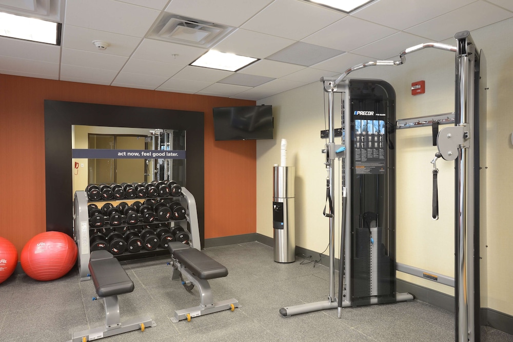 Hampton Inn & Suites Cincinnati Kenwood - photo 36