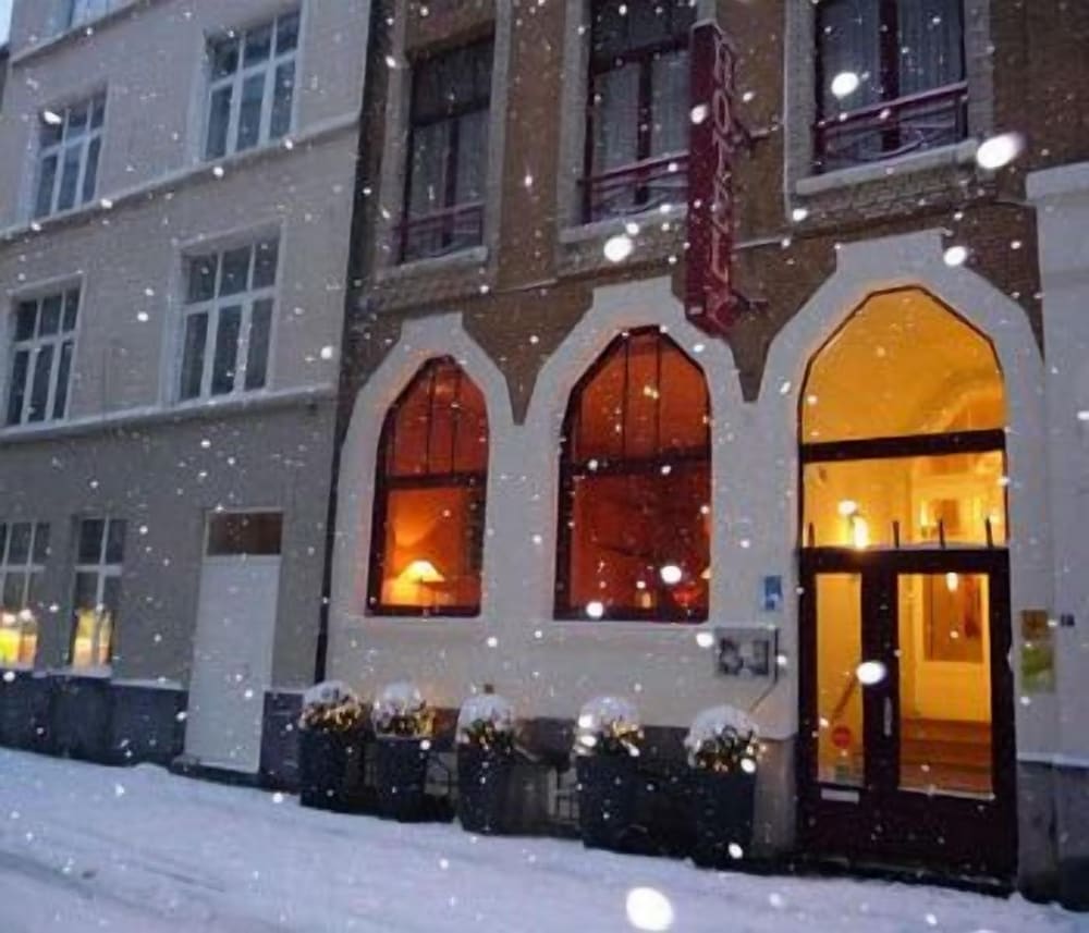 Hotel Louisa in Ostend, Belgium