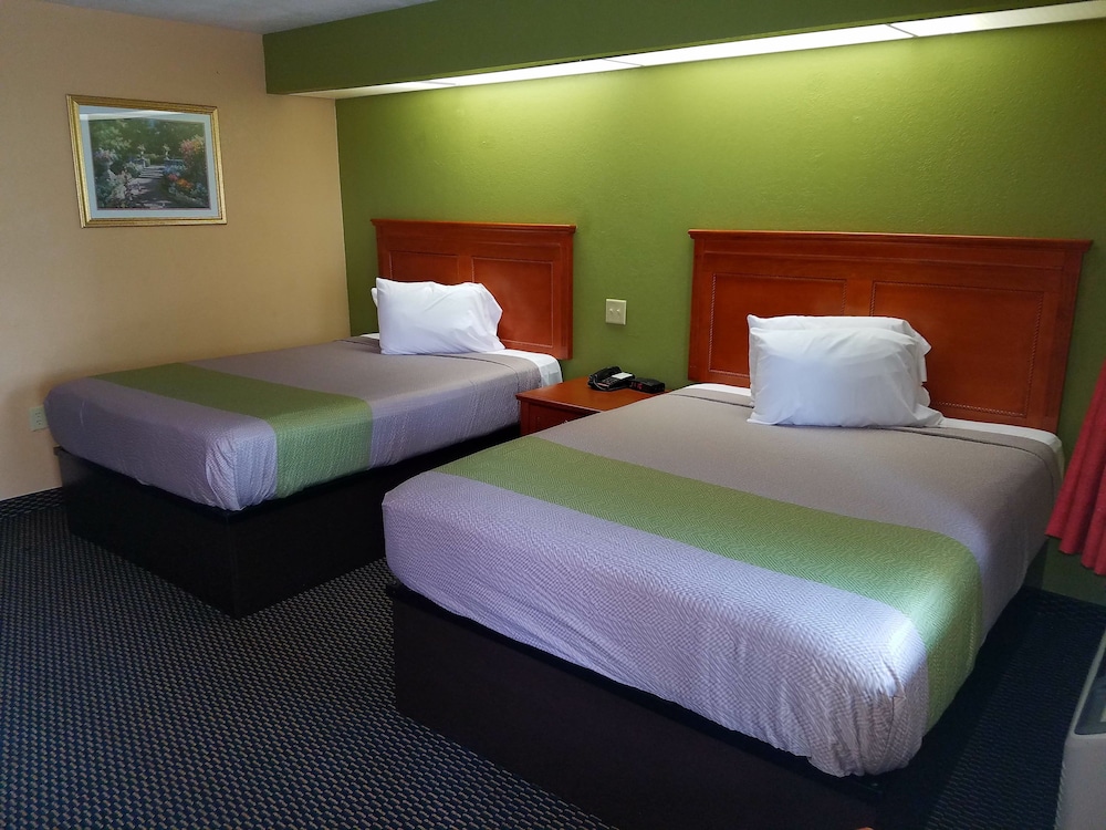 Holiday Terrace Motel - photo 8