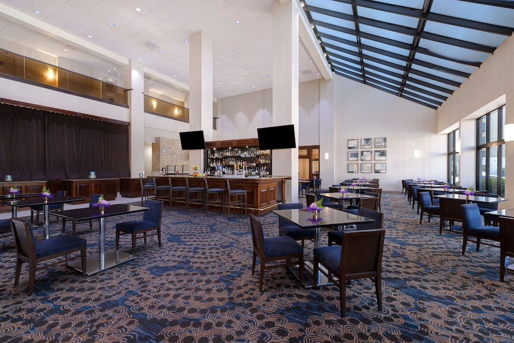 Embassy Suites by Hilton Santa Clara Silicon Valley - photo 67