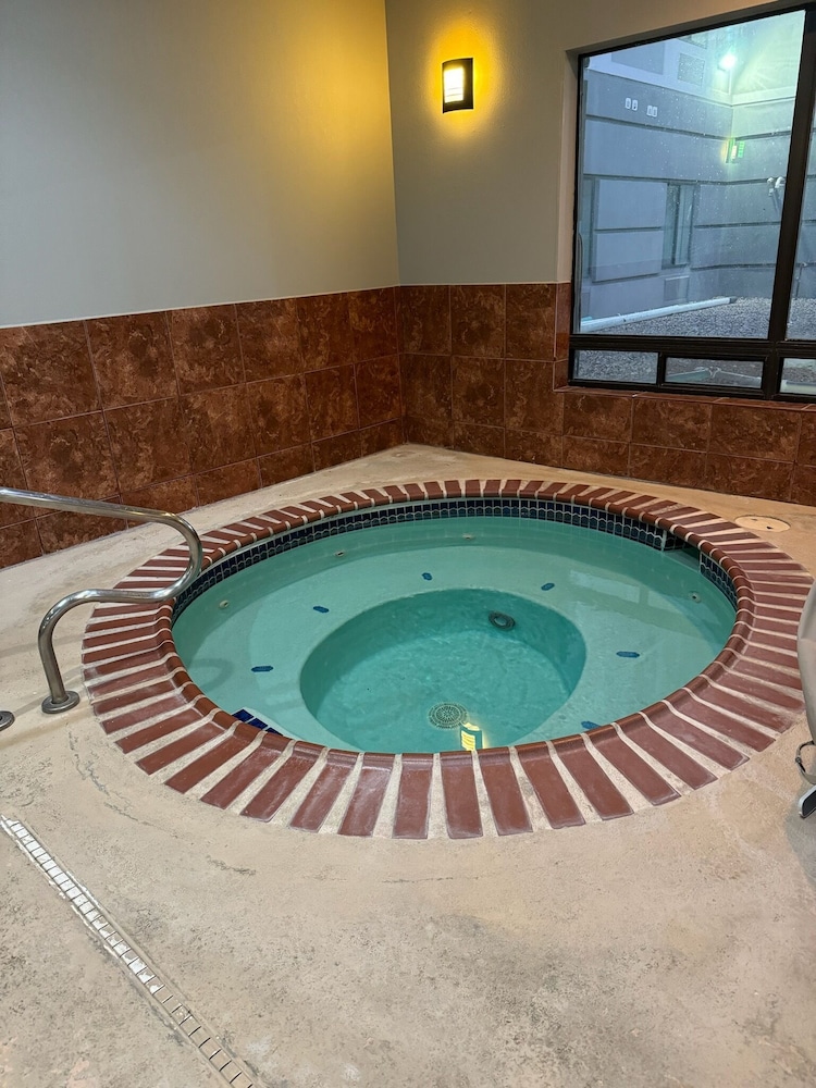 Spark by Hilton Fort Stockton - photo 55