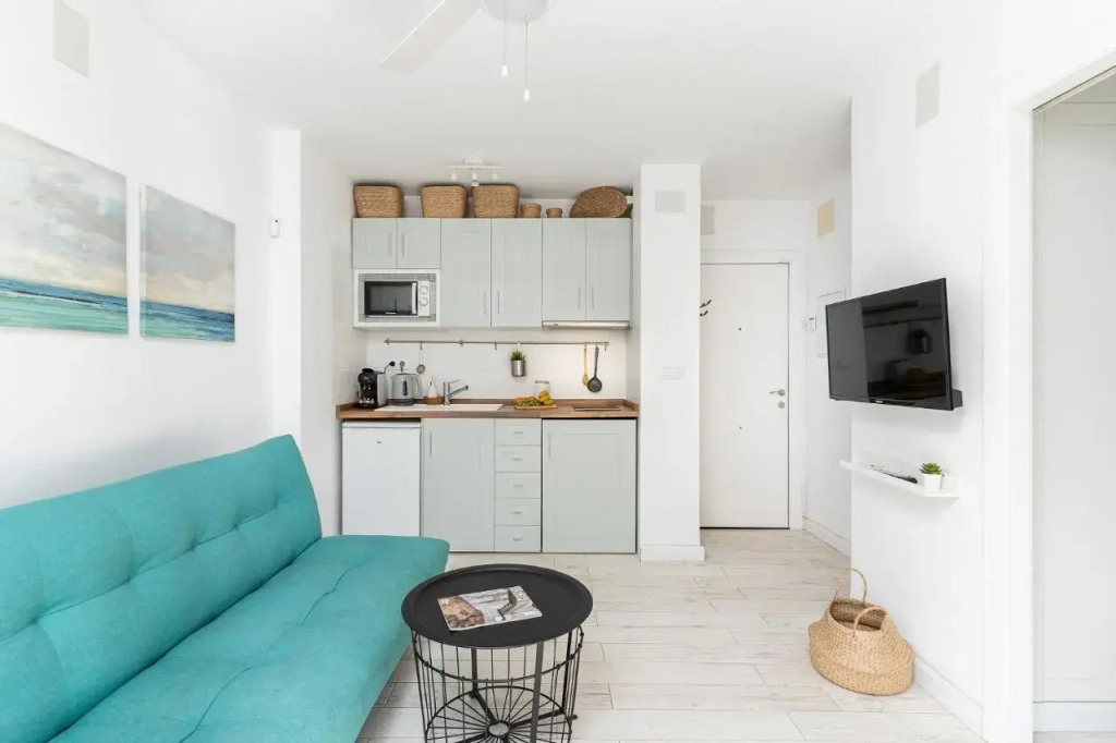 Monkó Kenia — carbon neutral stay, Benalmadena