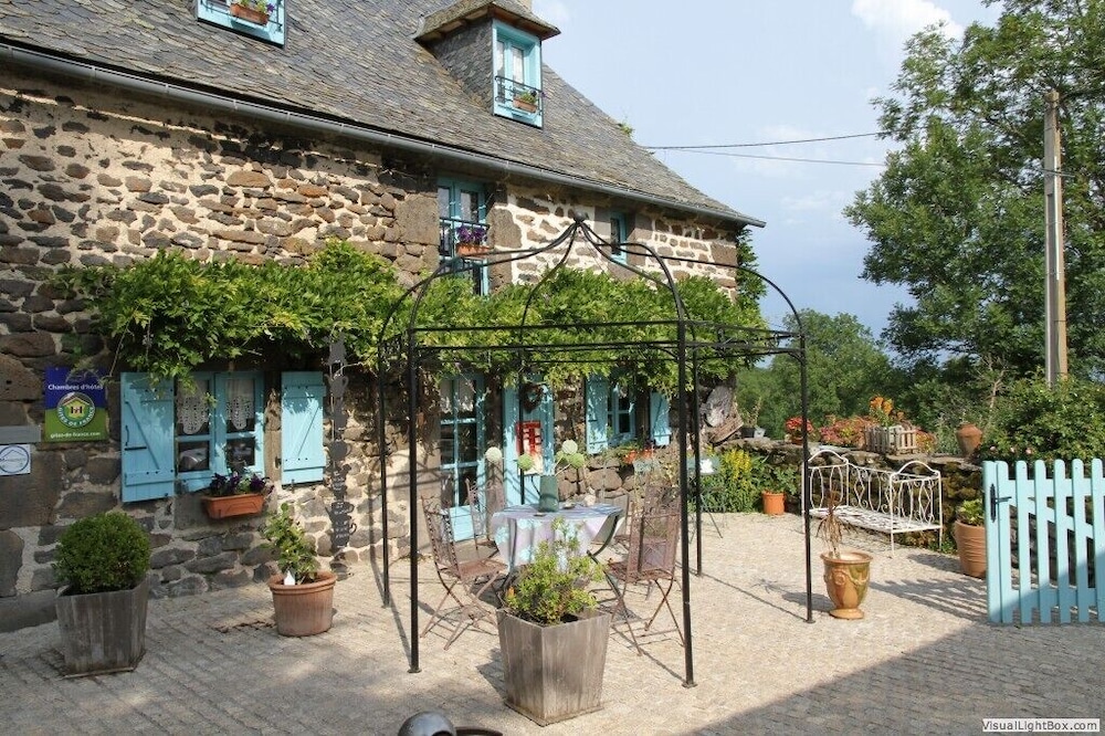 Sandine — hotel in Oradour-Sur-Glane
