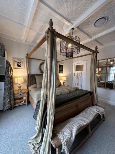 Victoria Bungalow — 4-Star Luxury Hotel in Cambridge, New Zealand