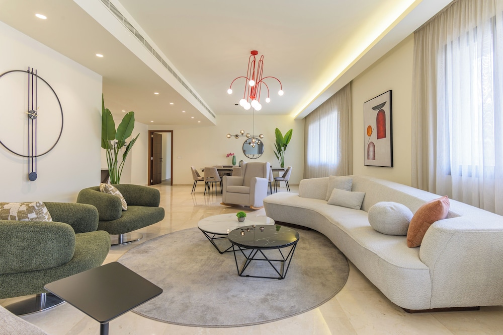 Achrafieh Gate Modern 3 BR Apartments — 4-Star Luxury Hotel in Beirut, Lebanon