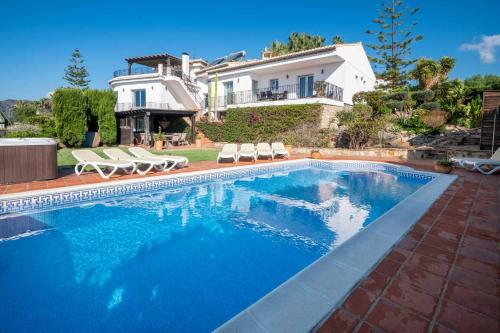 Villa Mariposa CTV56V — 4-Star Luxury Hotel in Almunecar, Spain