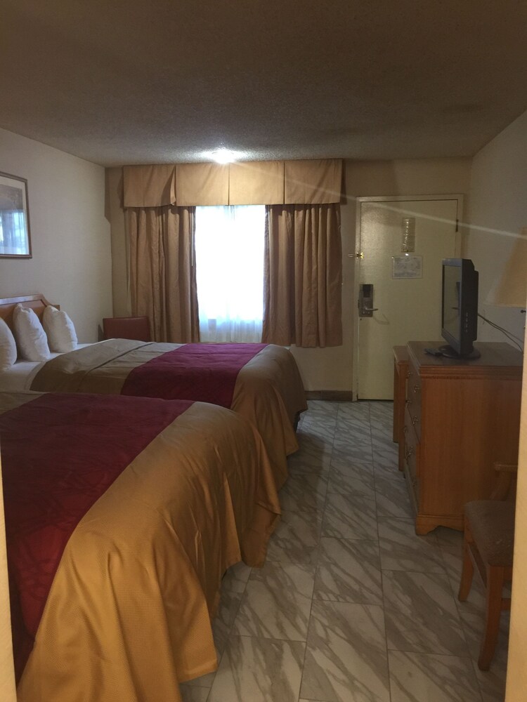 Motel6 Artesia CA - photo 17