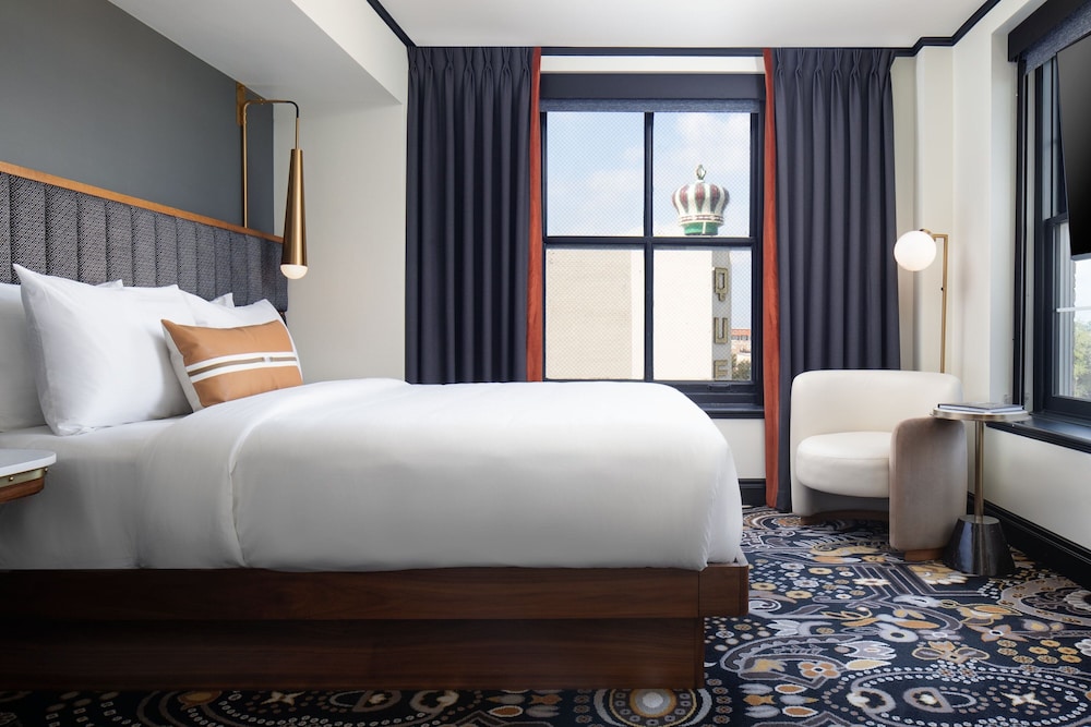 LaSalle Boutique Hotel - photo 49