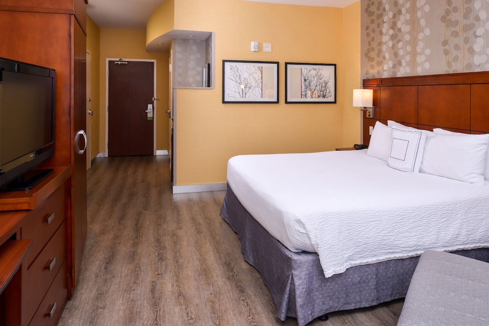 Courtyard Marriott Victorville - photo 7