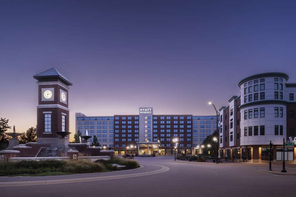 Hyatt Regency Coralville - carbon neutral hotel in Coralville
