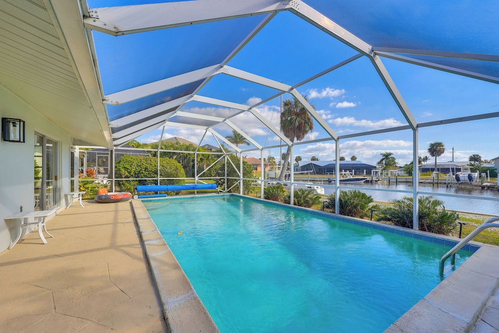 Waterfront Punta Gorda Paradise: Dock & Pool in Punta Gorda, United States