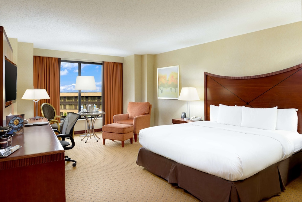 DoubleTree by Hilton Washington Dulles Airport - photo 11