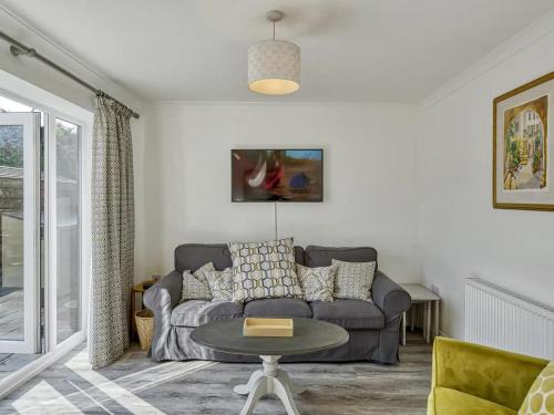 Modern Manchester House with Airport Links Pass the Keys — 4-Star Luxury Hotel in Cheadle, United Kingdom