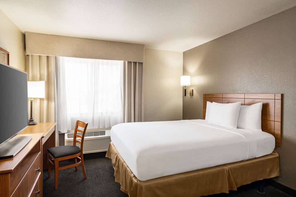 Travelodge by Wyndham Dexter - photo 37