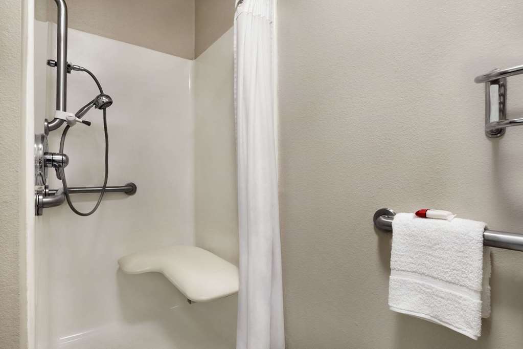 Baymont by Wyndham Fremont - photo 25