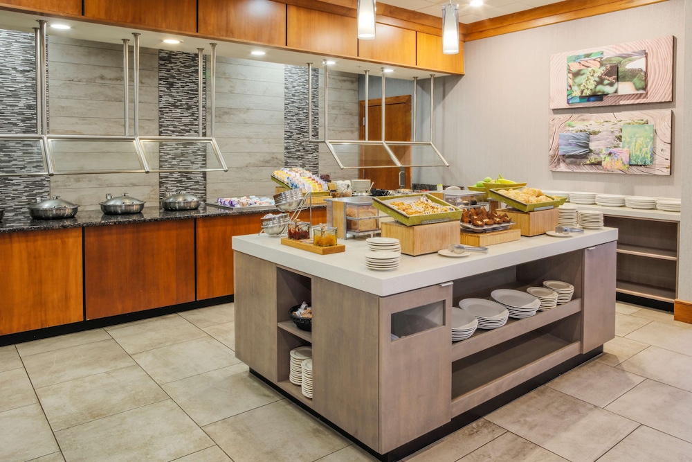 DoubleTree by Hilton Rochester - photo 38