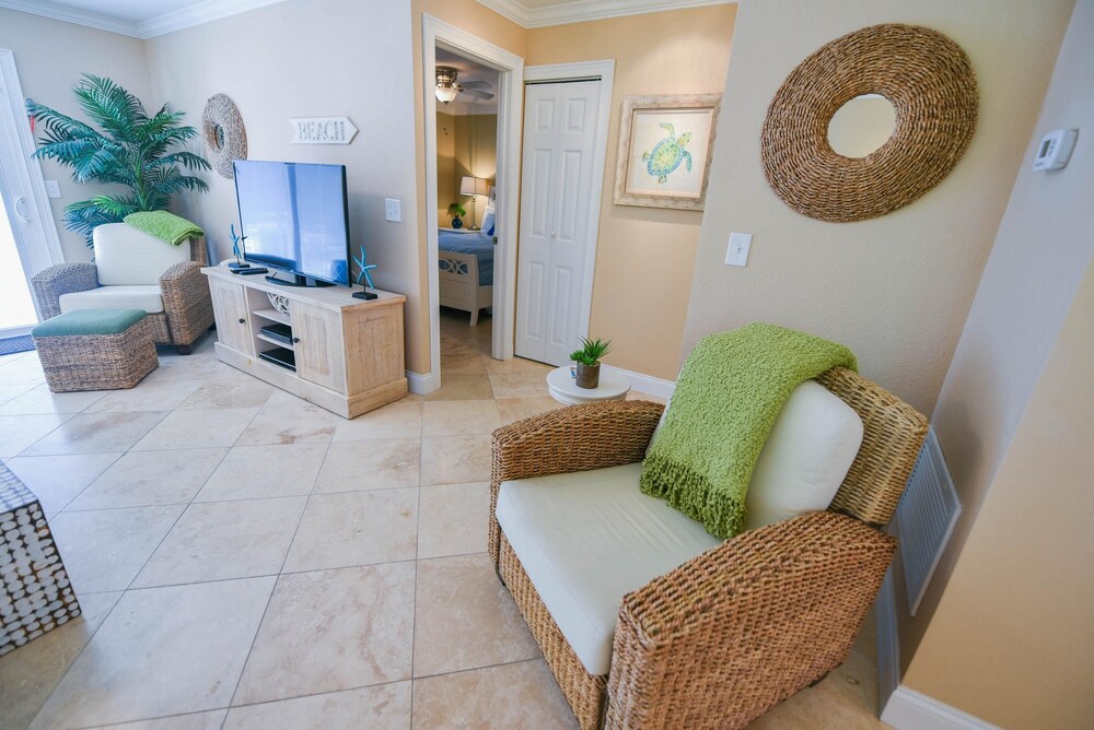 Pineapple Key - photo 9