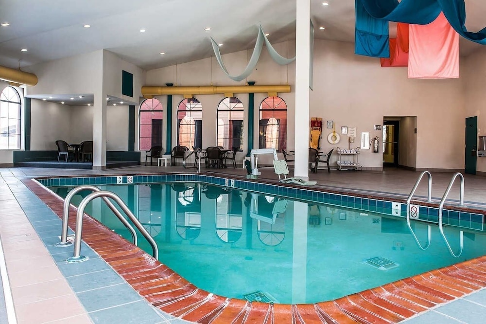 FairBridge Inn & Suites Fort Wayne - photo 13