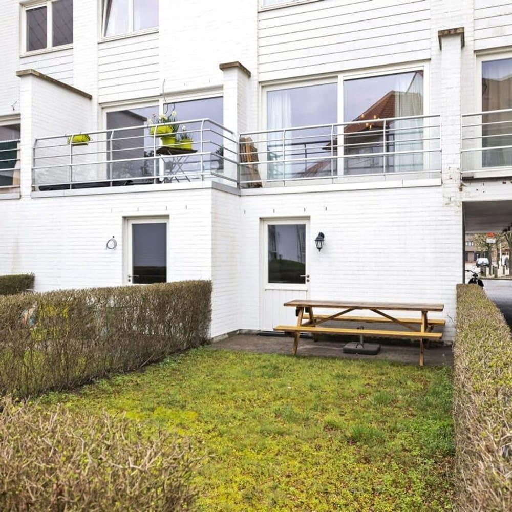 Beautiful Bel etage in Blankenberge — 4-Star Luxury Hotel in Blankenberge, Belgium