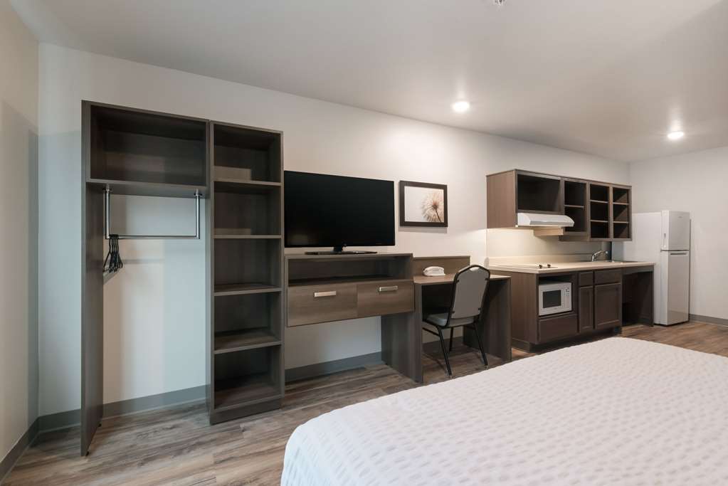 Woodspring Suites Philadelphia Northeast - photo 12