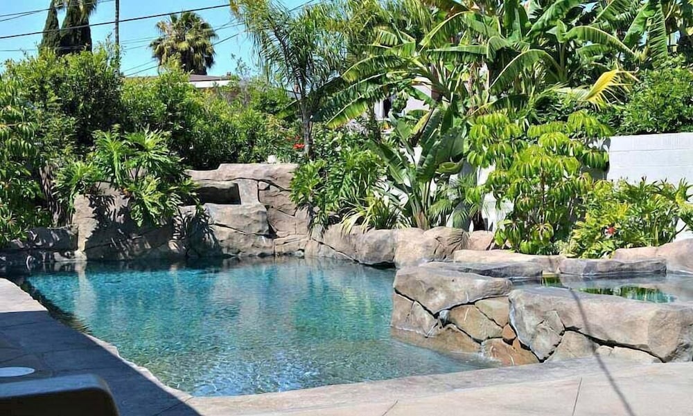 Destination #08 in Anaheim, United States