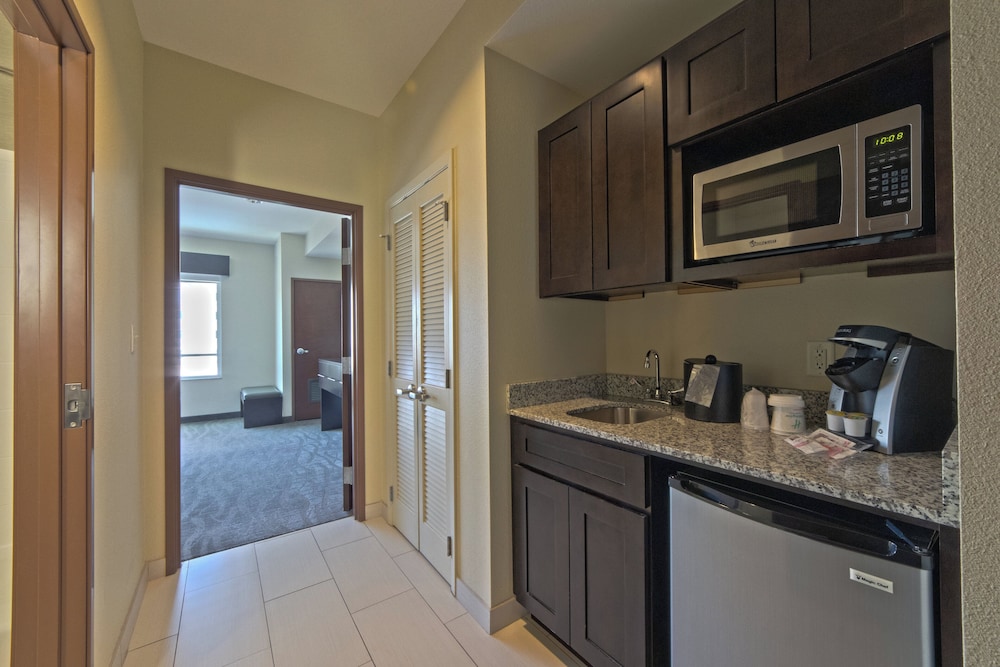 Holiday Inn & Suites San Antonio Northwest by IHG - photo 14