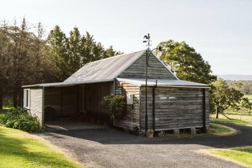 Picturesque Barn located on the Shoalhaven River — Nowra — photo 3