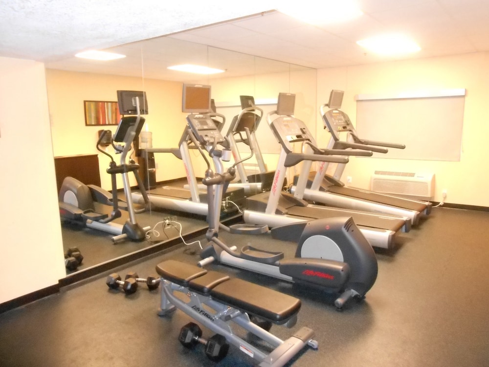 Holiday Inn Express & Suites Phoenix Mesa West by IHG - photo 17