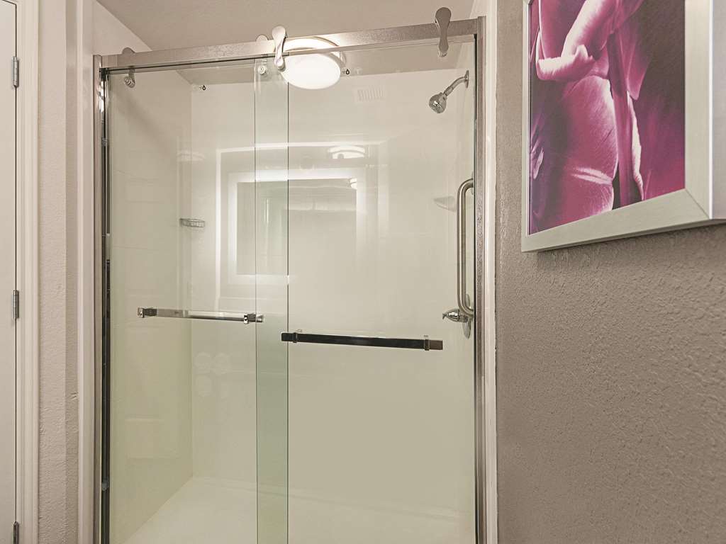 La Quinta Inn & Suites by Wyndham Grand Junction - photo 31