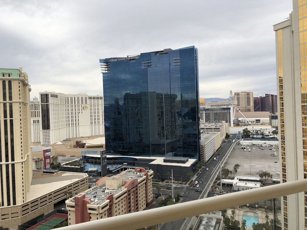 True 1BR Strip View at MGM Signature - photo 60