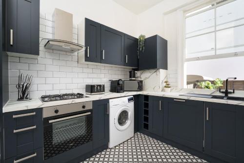 Kensington Nest Serviced Town House — 4-Star Luxury Hotel in London, United Kingdom