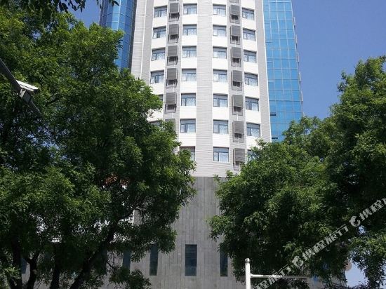 Jinjiang Inn Baoding Railway Station - carbon neutral hotel in Baoding