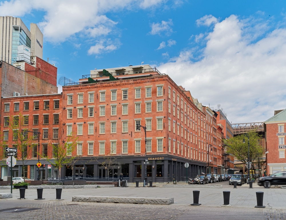 33 Hotel New York City Seaport - photo 57