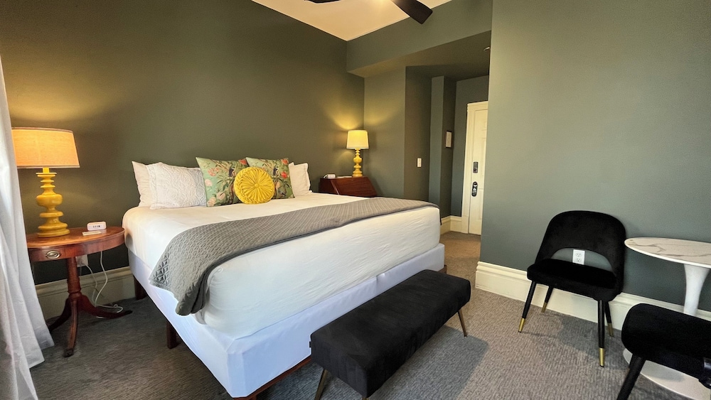 Stone Gables Inn - photo 17