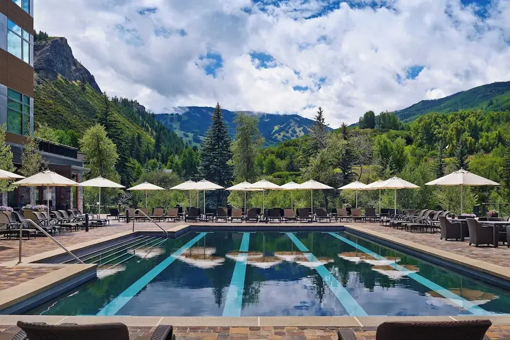 Beaver Creek Solace by AvantStay Studio w Resort Pool Hot Tub Premier Avon Location - photo 39