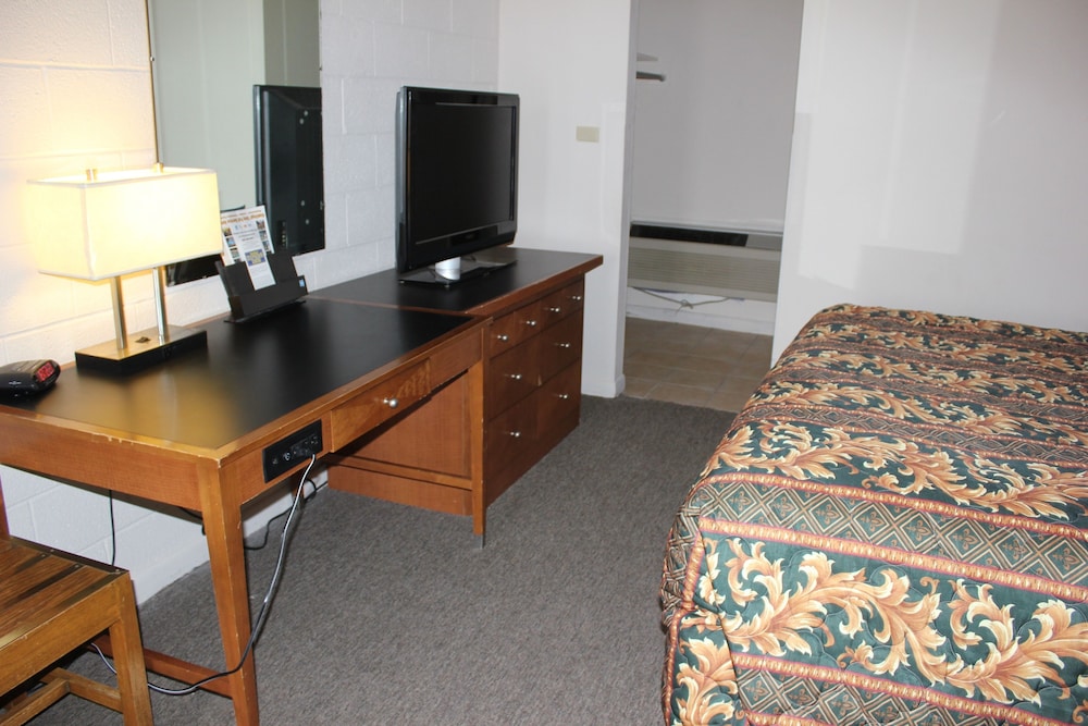 Hastings Inn - photo 29