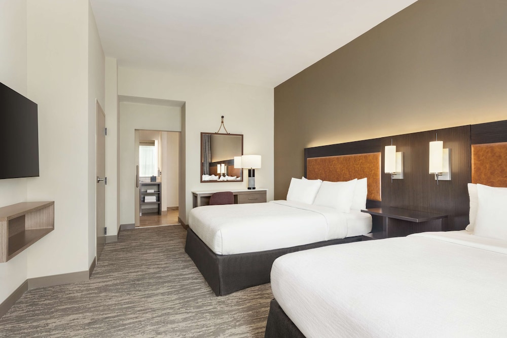 Embassy Suites by Hilton Round Rock - photo 11