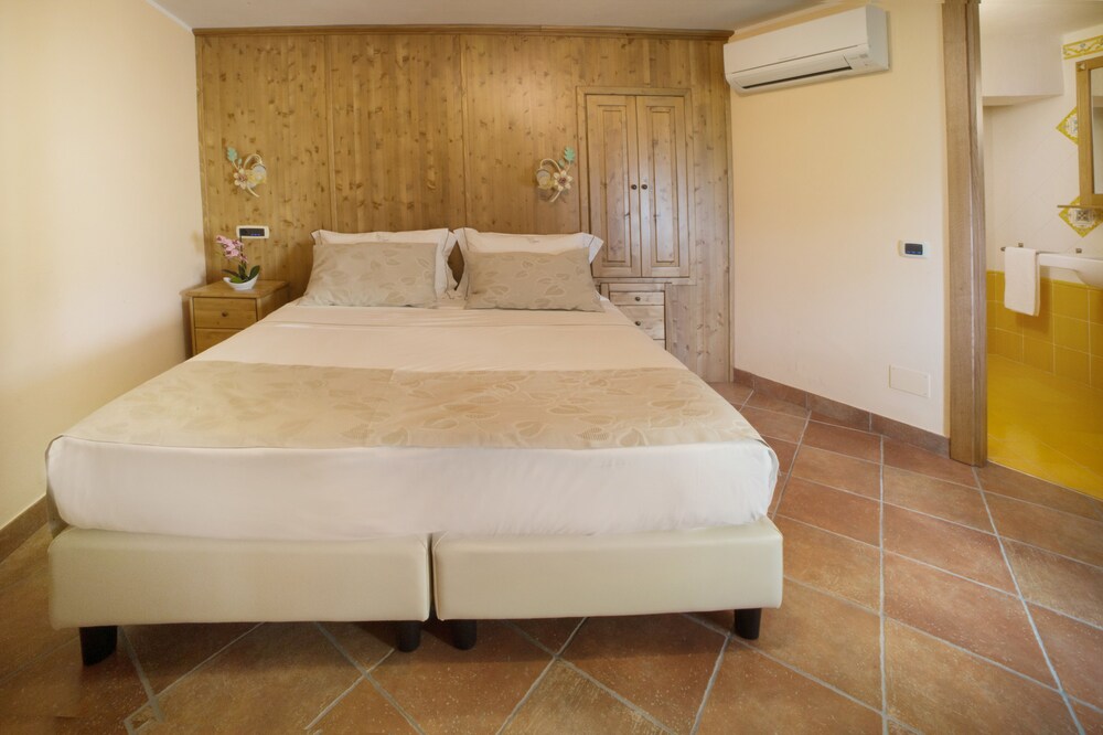 Historic Boutique Hotel Maccarunera — Campagna — photo 5