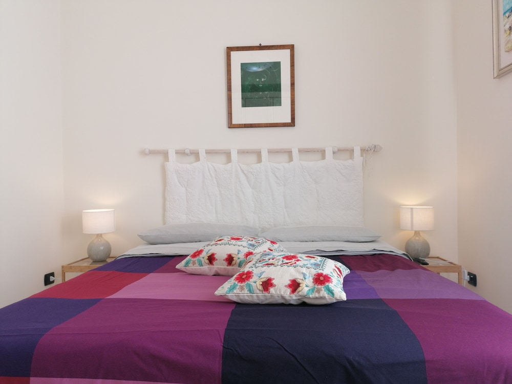 B&B Eracle — 4-Star Luxury Hotel in Ercolano, Italy