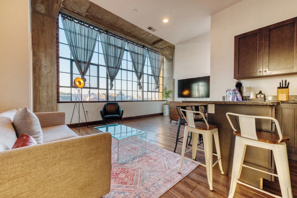 Sosuite at Independence Lofts - photo 178