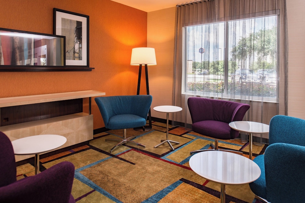 Fairfield Inn & Suites by Marriott San Antonio NE Schertz - photo 3