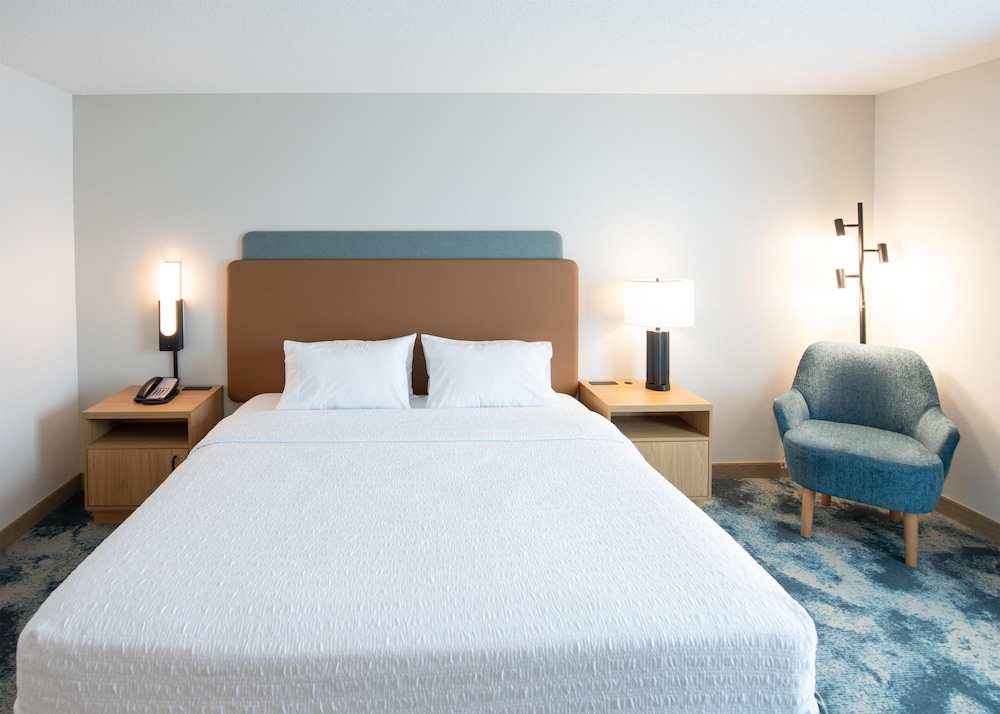 Hampton Inn Presque Isle Maine - photo 27