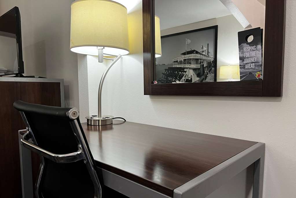 Super 8 by Wyndham Slidell - photo 40