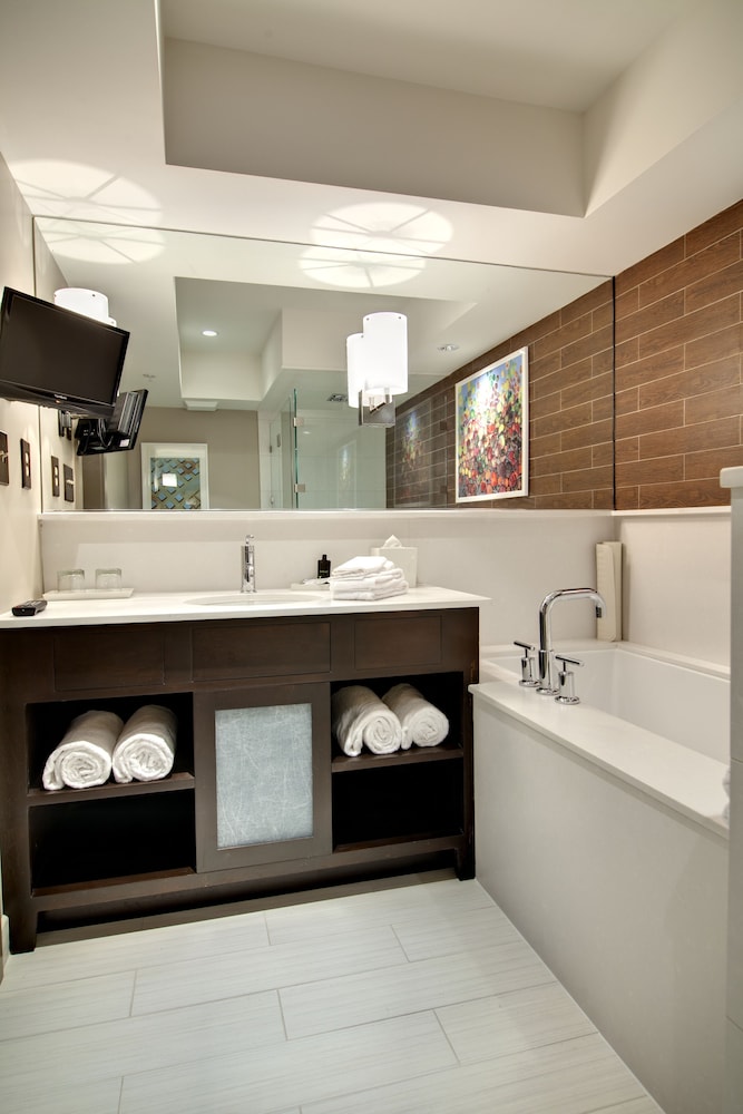 City Loft Hotel - photo 14