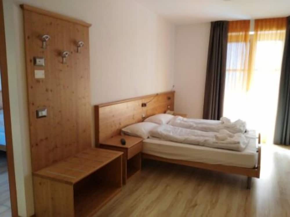 Kind Hotel Vervasio - last minute hotel in Vervo