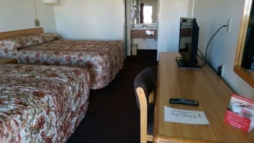 Lancaster Inn - photo 2