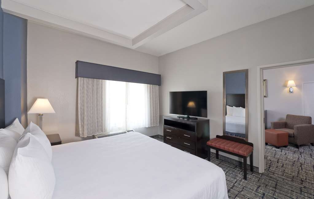 Best Western Plus Hotel & Conference Center - photo 18