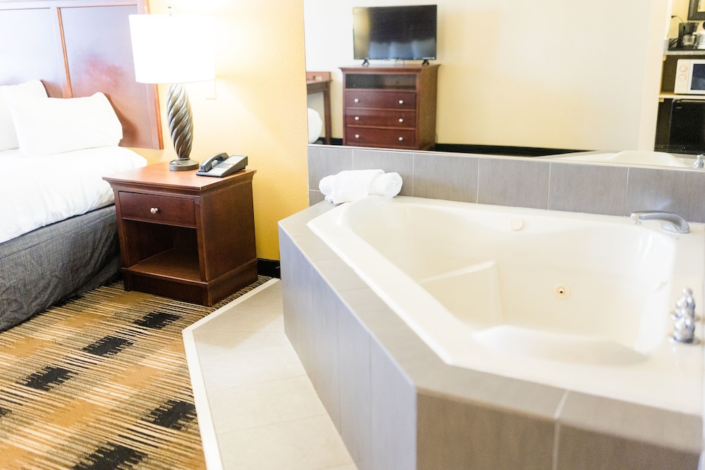 Country Inn & Suites by Radisson Helen GA - photo 19